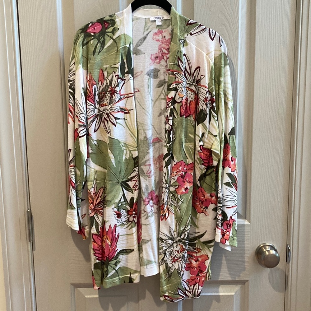 EUC Chico’s cardigan
